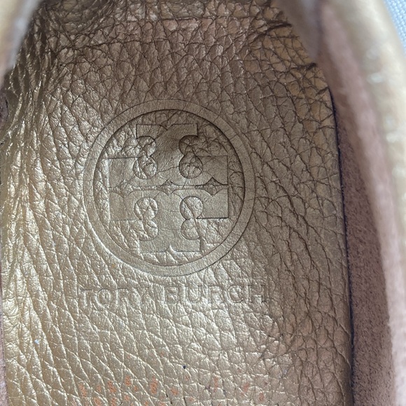 Tory Burch Gold Leather Driving Shoes Size 7.5 Excellent Condition - Picture 4 of 13